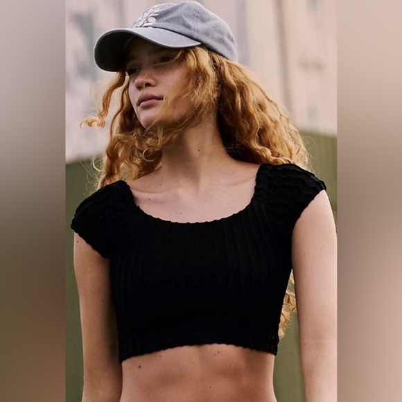 Free People Get Ripped Tee XS/S NWOT - Picture 3 of 7